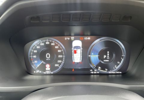 Volvo XC90 T8 Recharge Inscription, Tažné