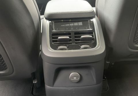 Volvo XC90 T8 Recharge Inscription, Tažné