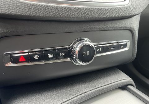 Volvo XC90 T8 Recharge Inscription, Tažné