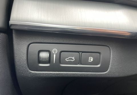 Volvo XC90 T8 Recharge Inscription, Tažné