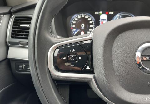 Volvo XC90 T8 Recharge Inscription, Tažné