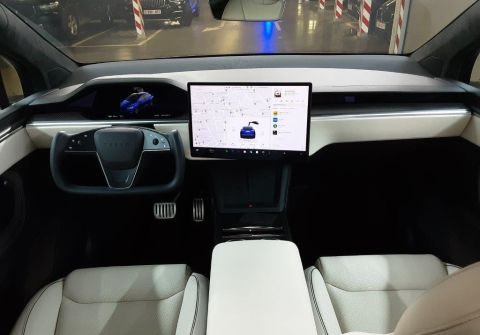 Tesla Model X PLAID 1020Hp.
