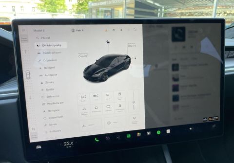 Tesla Model S Plaid YOKE