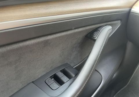 Tesla Model 3 SR PLUS,, 239kW, LFP Baterie