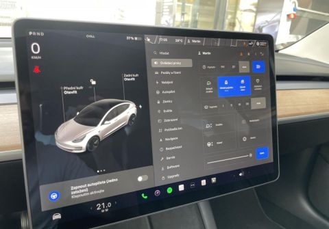 Tesla Model 3 SR PLUS,, 239kW, LFP Baterie