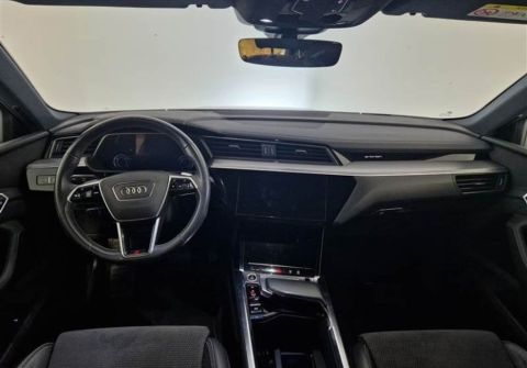 Audi e-tron Sportback 50 S line