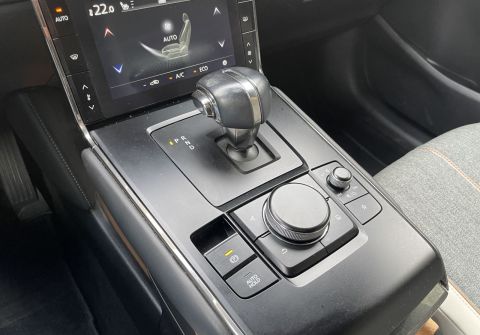 Mazda MX-30 e-Skyactiv / HUD