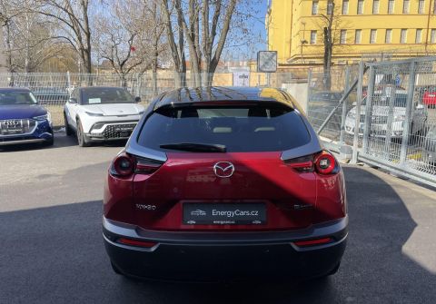 Mazda MX-30 e-Skyactiv / HUD