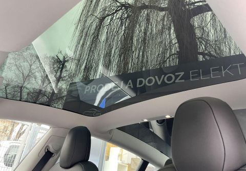 Tesla Model 3 239kW, Standart Range Plus LFP