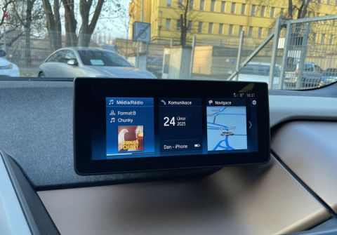 BMW i3 120Ah, 125kW, tepelné čerpadlo
