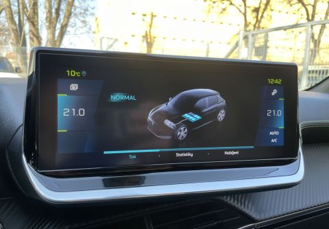 Peugeot 208 e-208 GT, 100kW, 95% SoH