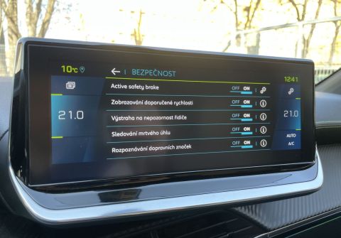 Peugeot 208 e-208 GT, 100kW, 95% SoH