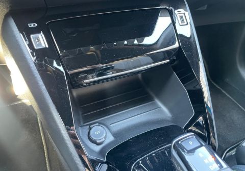 Peugeot 208 e-208 GT, 100kW, 95% SoH