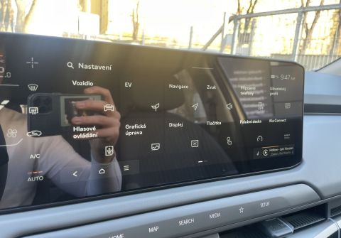 Kia EV3 AIR / 58,3 kWh / Tepelné čerpa