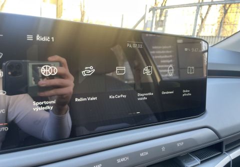 Kia EV3 AIR / 58,3 kWh / Tepelné čerpa