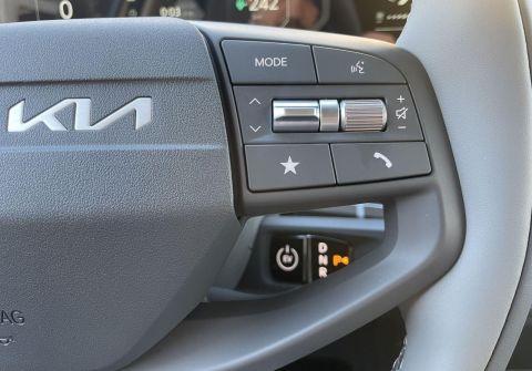 Kia EV3 AIR / 58,3 kWh / Tepelné čerpa