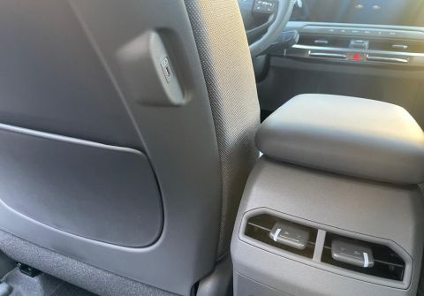 Kia EV3 AIR / 58,3 kWh / Tepelné čerpa