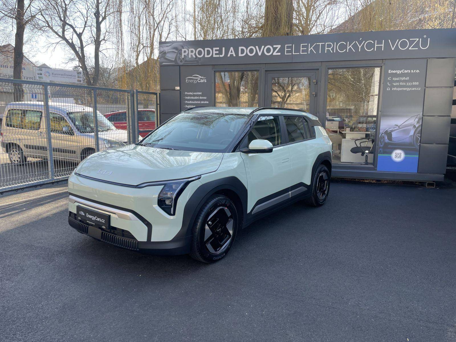 Kia EV3 AIR / 58,3 kWh / Tepelné čerpa