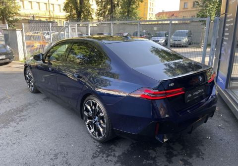 BMW i5 M60 B&W Panorama HUD