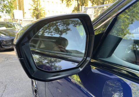 BMW i5 M60 B&W Panorama HUD