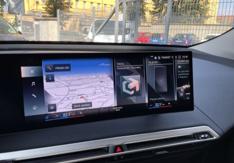 BMW iX xDrive40 H&K 360 Kamera