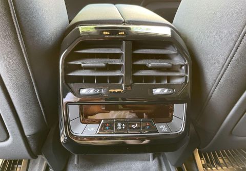 BMW iX xDrive40 H&K 360 Kamera