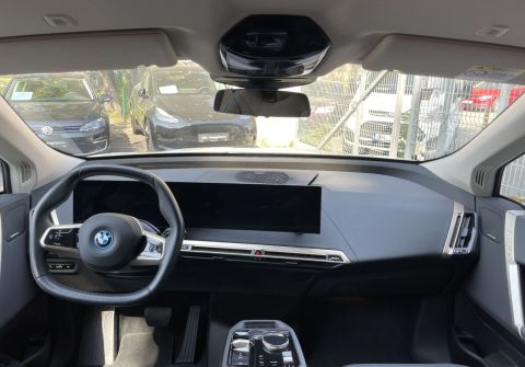 BMW iX xDrive40 H&K 360 Kamera