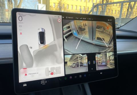 Tesla Model Y Long Range 4WD, 75kWh, ČR, PPF