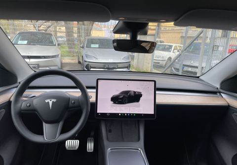 Tesla Model Y Performance, ČR, Enhanced AP
