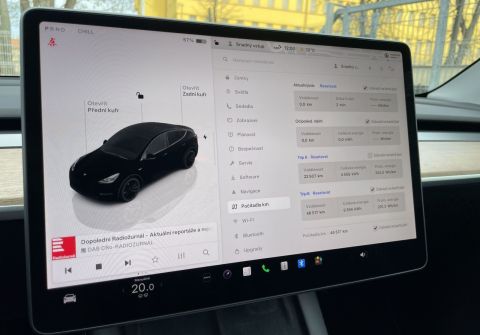 Tesla Model Y Performance, ČR, Enhanced AP