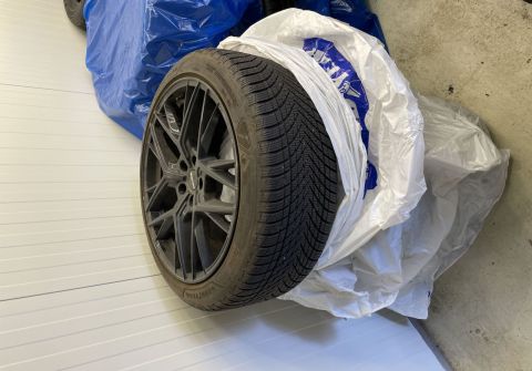 Tesla Model Y Performance, ČR, Enhanced AP