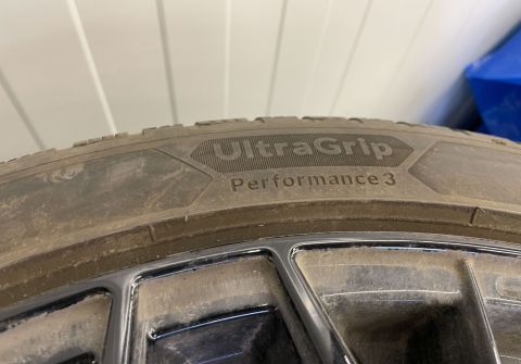 Tesla Model Y Performance, ČR, Enhanced AP