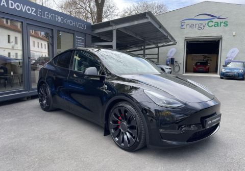 Tesla Model Y Performance, ČR, Enhanced AP