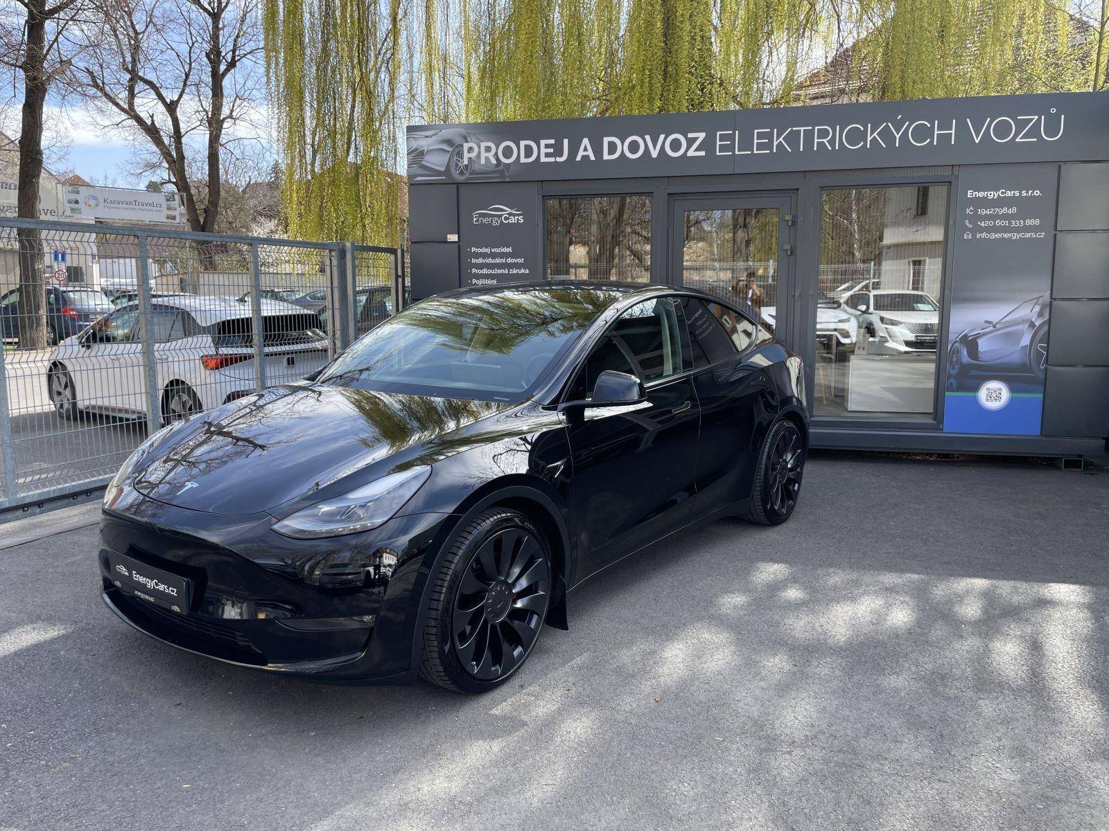 Tesla Model Y Performance, ČR, Enhanced AP