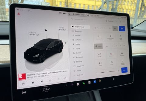 Tesla Model Y Performance, ČR, Enhanced AP