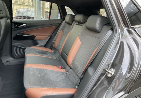 Volkswagen ID.4 PRO Performance 77 kWh/ Tažné