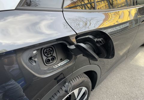 Volkswagen ID.4 PRO Performance 77 kWh/ Tažné