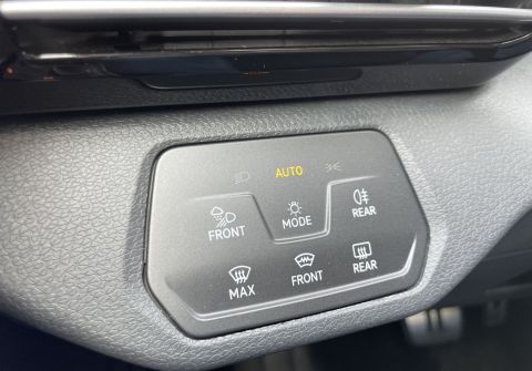 Volkswagen ID.4 PRO Performance 77 kWh/ Tažné