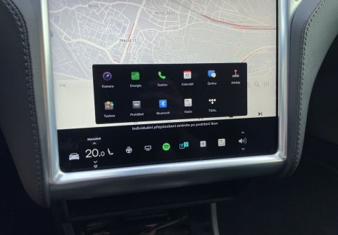 Tesla Model S S 85 / Free charging