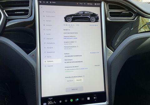 Tesla Model S S 85 / Free charging