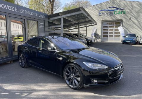 Tesla Model S S 85 / Free charging