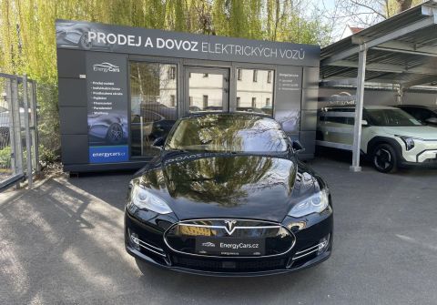 Tesla Model S S 85 / Free charging