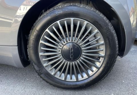 Fiat 500e 87kW, ICON, 42kWh, full LED