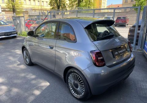 Fiat 500e 87kW, ICON, 42kWh, full LED