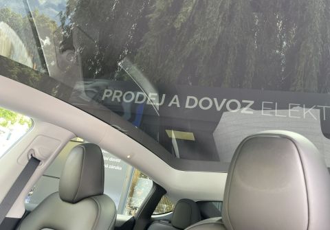 Tesla Model Y LR 4WD 12/2024