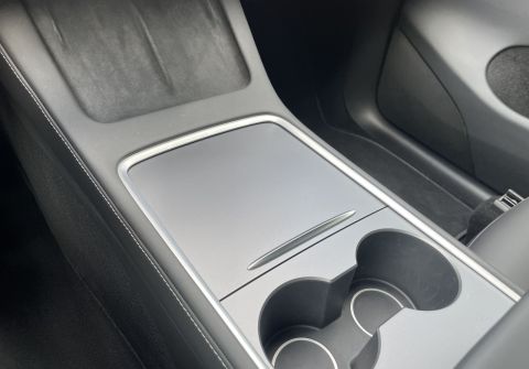 Tesla Model Y LR 4WD 12/2024