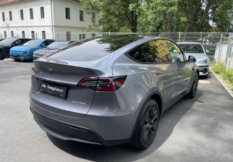 Tesla Model Y LR 4WD 12/2024