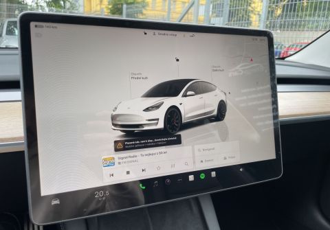 Tesla Model 3 Performance