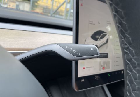 Tesla Model 3 Performance