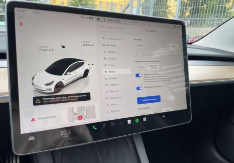 Tesla Model 3 Performance